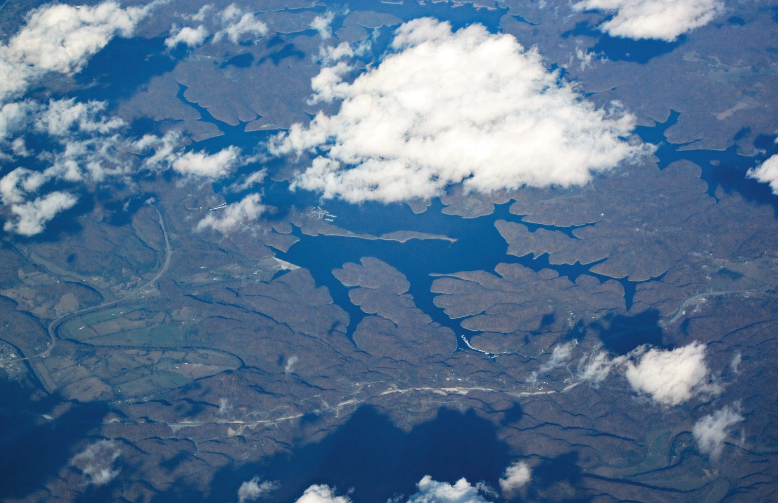 Dale Hollow Dam and Reservoir